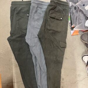 YOUNGLA MYSTERY BUNDLE BOX